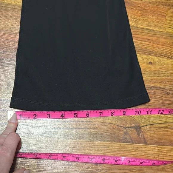 Stylish Black Flared Pants (yoga pants) - Picture 6 of 7